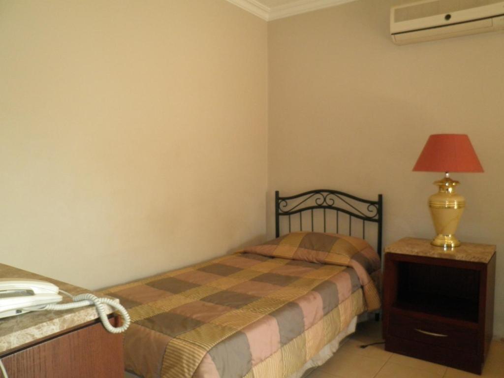 Granada Suites Hotel Amã Quarto foto